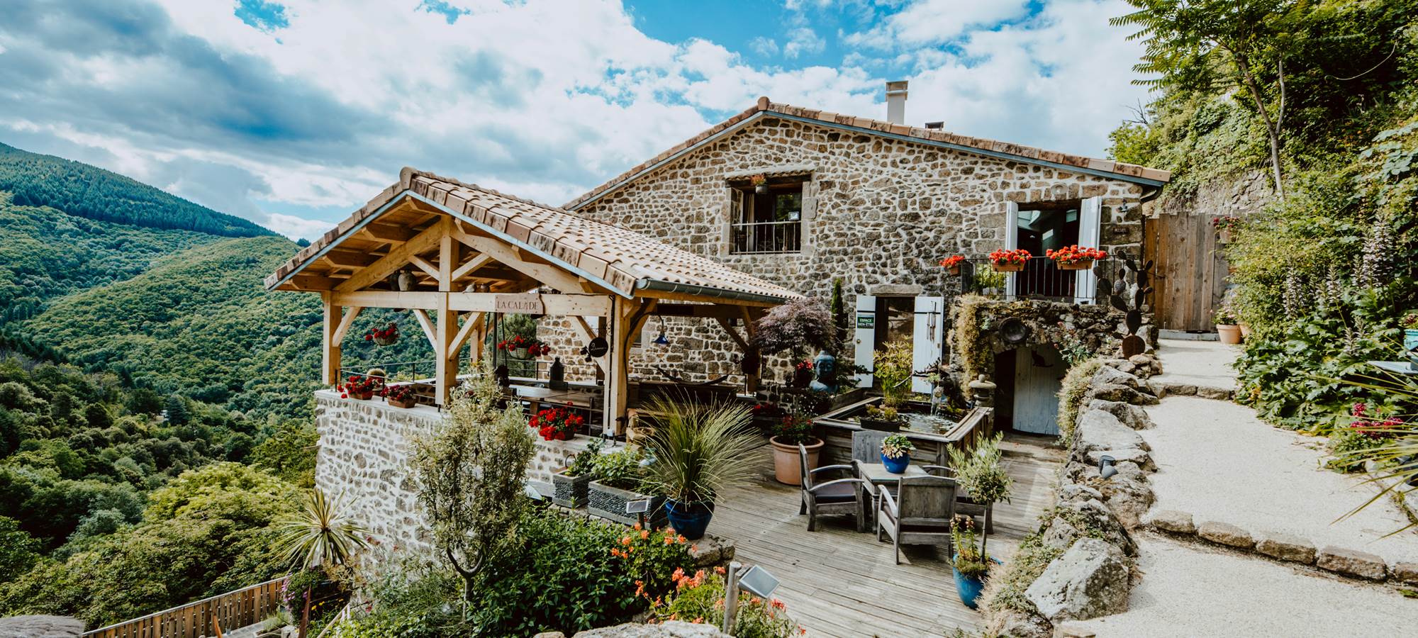 la calade terrasse couverte